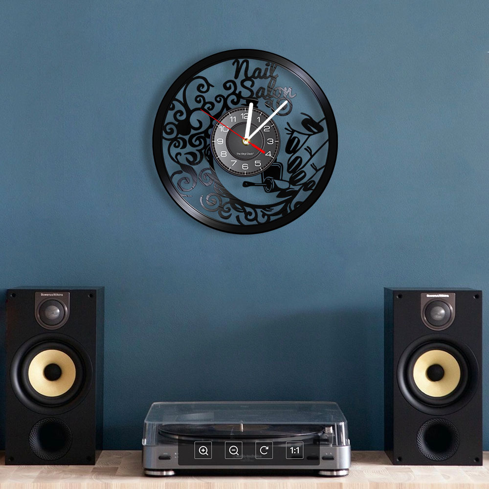 Reloj de Pared con Diseño de V - Interior Design Nail Salon reseña y precio
